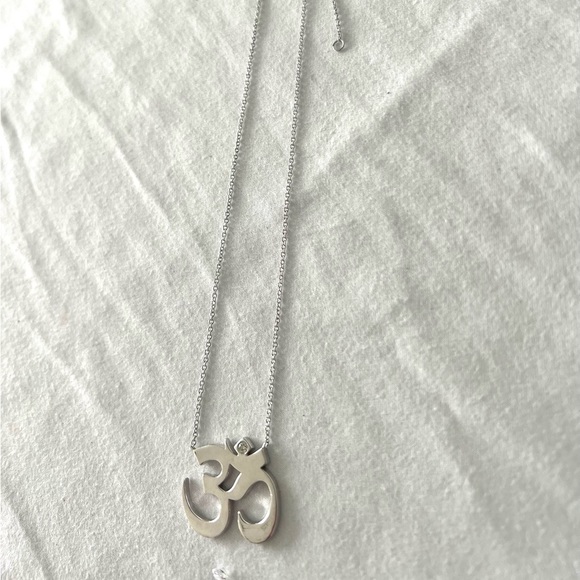 OM silver necklace ❤️ - Picture 3 of 5